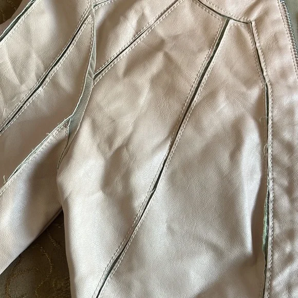 Jacket - Picture 3 of 5